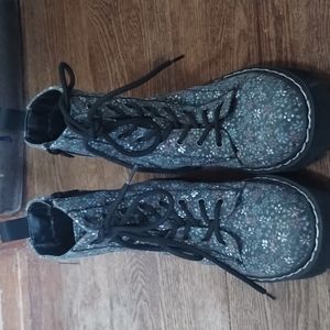Sincerely Jules Floral Patterned Lace Up Boots